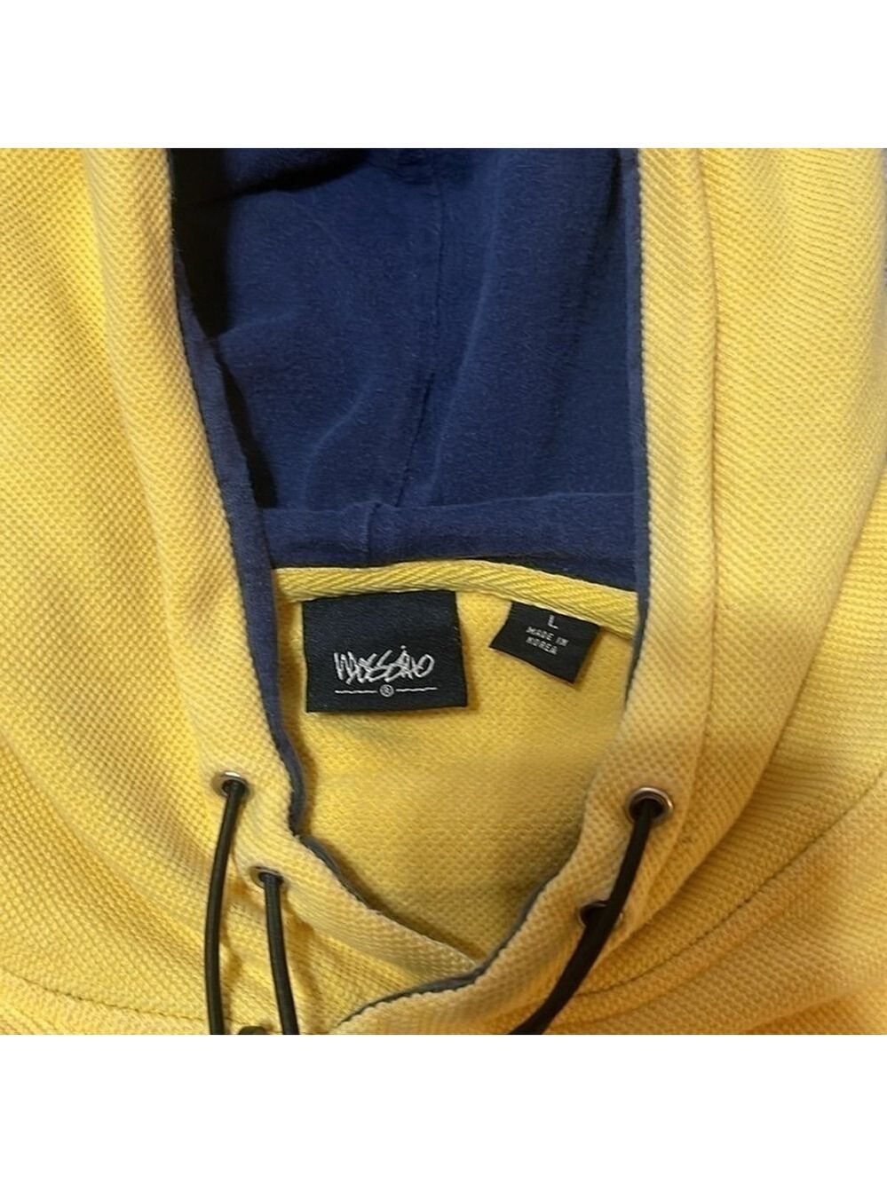 Mossimo Sweatshirt Hoodie Women’s Size Large Yellow and Navy Blue - Picture 4 of 5